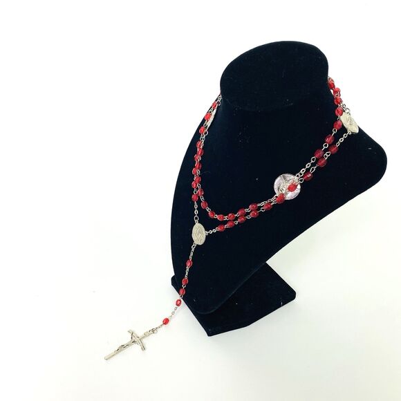 Saint Pope John Paul II Commemorative Red Beads Rosary Decade Medal Religious - Picture 5 of 9